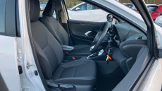 Toyota Yaris 1.5 Hybrid Icon 5dr CVT Hybrid Hatchback